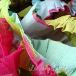 How to: Ruffled crepe paper party streamers