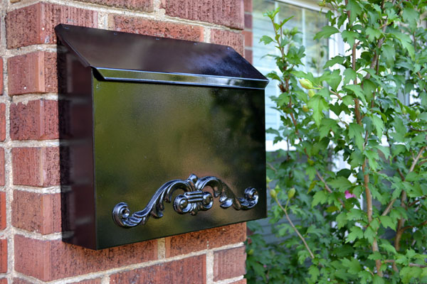 Glossy black mailbox makeover