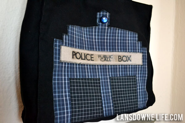 Geeky tote bag makeover (It's a TARDIS now!)