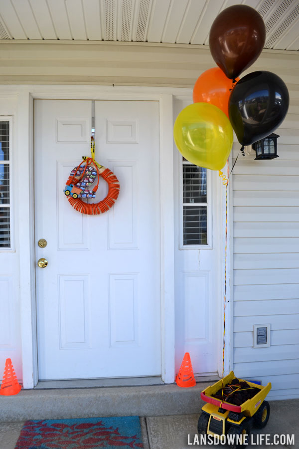 Construction-themed birthday party decorations