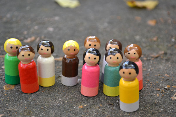 Simple hand painted peg dolls