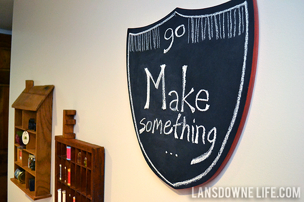 Shield-shaped chalkboard