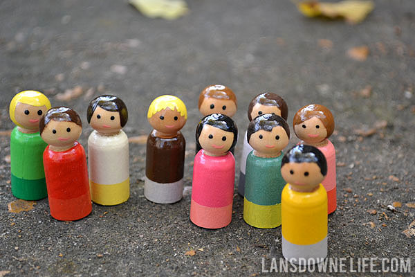 Simple hand painted peg dolls