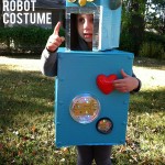 Handmade robot costume: Girls can be robots too!