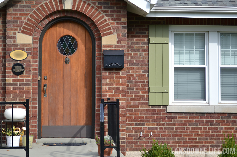 painted-front-door-frame