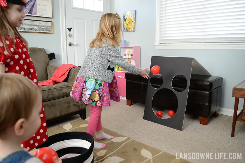 Mickey Mouse ball toss party game