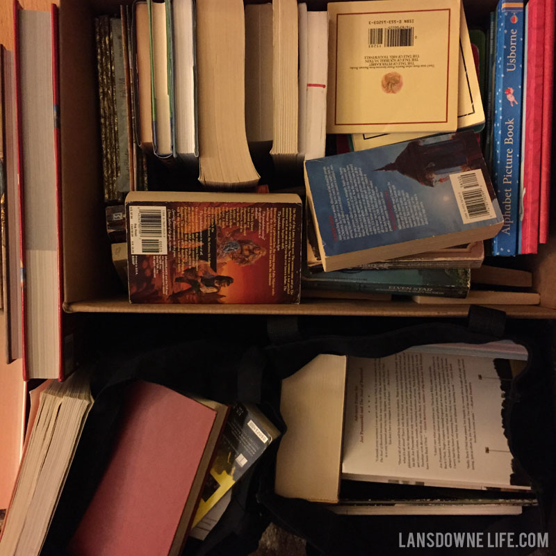 decluttering-books